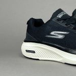 کتونی اسکیچرز مردانه مشکی SKECHERS GORUN - Image 3
